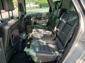 Renault Scenic 1.6 VVT Dynamique S 5dr