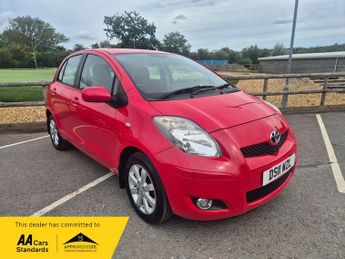 Toyota Yaris 1.33 Dual VVT-i T Spirit Euro 5 (s/s) 5dr