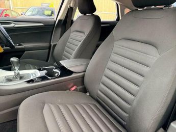 Ford Mondeo 1.0T EcoBoost Zetec Euro 6 (s/s) 5dr