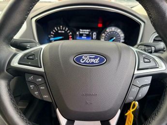 Ford Mondeo 1.0T EcoBoost Zetec Euro 6 (s/s) 5dr