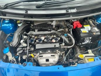 Toyota Yaris VVT-I TR MM