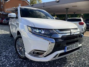Mitsubishi Outlander 2.4h TwinMotor 13.8kWh 4h CVT 4WD Euro 6 (s/s) 5dr
