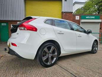 Volvo V40 2.0 D2 SE Lux Nav Auto Euro 6 (s/s) 5dr
