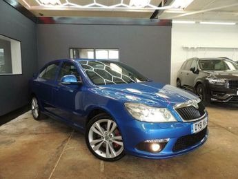 Skoda Octavia 2.0 TFSI vRS Hatchback 5dr Petrol Manual Euro 5 (200 ps)