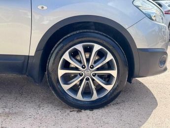 Nissan Qashqai+2 2.0 dCi Tekna SUV 5dr Diesel Auto 4WD Euro 5 (AVM) (150 ps)