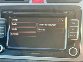 Volkswagen Tiguan 2.0 TDI Sport SUV 5dr Diesel Auto 4WD Euro 5 (140 ps)