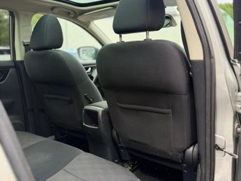 Nissan Qashqai 1.2 DIG-T n-tec+ SUV 5dr Petrol Manual 2WD Euro 6 (s/s) (115 ps)