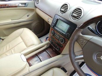 Mercedes-Benz C Class 4.0 GL420 CDI V8 G-Tronic 4WD Euro 4 5dr