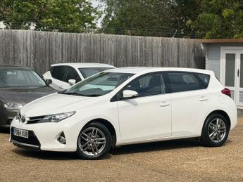 Toyota Auris 1.4 D-4D Icon Euro 5 (s/s) 5dr