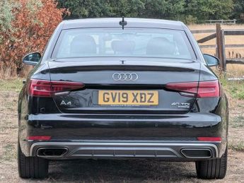 Audi A4 2.0 TDI 40 S line S Tronic quattro Euro 6 (s/s) 4dr