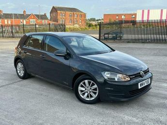 Volkswagen Golf TDi 1.6 TDI BlueMotion Euro 5 (s/s) 5dr