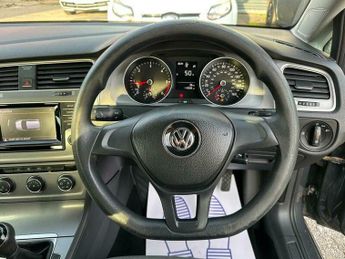 Volkswagen Golf 1.6 TDI BlueMotion Euro 5 (s/s) 5dr