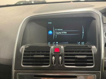 Volvo XC60 2.4 D5 SE Lux Nav Geartronic AWD Euro 5 5dr