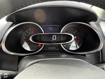 Renault Clio DYNAMIQUE NAV 16V Renault Clio 1.2 16V Dynamique Nav Euro 6 5dr 
