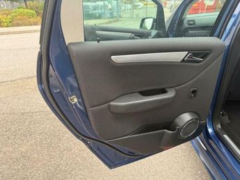 Mercedes-Benz B Class 1.7 B180 Sport CVT 5dr