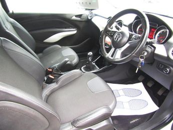Vauxhall ADAM ROCKS AIR