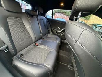 Mercedes-Benz A Class 1.5 A180d Sport (Executive) 7G-DCT Euro 6 (s/s) 5dr