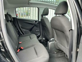 Peugeot 208 1.2 VTi PureTech Style Euro 5 5dr