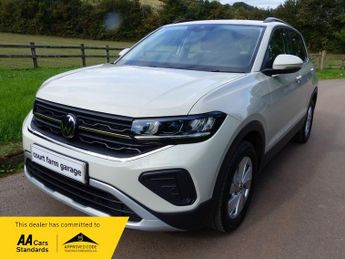 Volkswagen T-Cross LIFE TSI