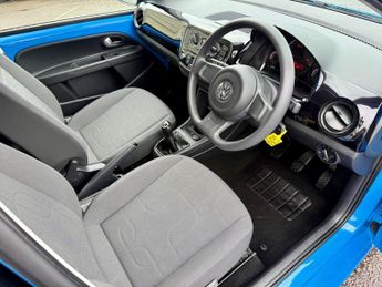 Volkswagen Up MOVE UP