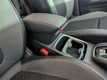 Vauxhall Grandland X 1.2 Turbo Sport Nav Auto Euro 6 (s/s) 5dr
