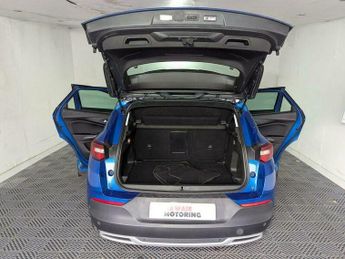 Vauxhall Grandland X 1.2 Turbo Sport Nav Auto Euro 6 (s/s) 5dr