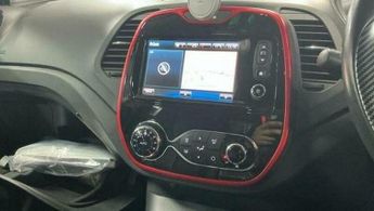 Renault Captur 1.2 TCe ENERGY Signature Nav Auto Euro 6 (s/s) 5dr