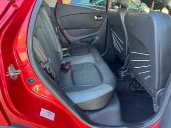 Renault Captur 1.2 TCe ENERGY Signature Nav Auto Euro 6 (s/s) 5dr
