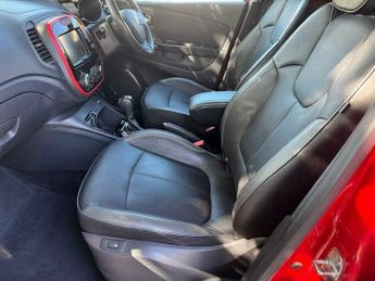 Renault Captur 1.2 TCe ENERGY Signature Nav Auto Euro 6 (s/s) 5dr