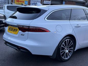 Jaguar XF 2.0d Portfolio Sportbrake 5dr Diesel Auto AWD Euro 6 (s/s) (240 