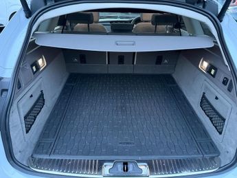 Jaguar XF 2.0d Portfolio Sportbrake 5dr Diesel Auto AWD Euro 6 (s/s) (240 