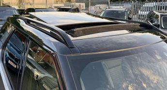 Land Rover Discovery 3.0 SD V6 HSE Luxury SUV 5dr Diesel Auto 4WD Euro 6 (s/s) (306 p