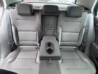 Volkswagen Golf SE TDI BLUEMOTION TECHNOLOGY DSG