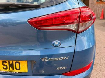 Hyundai Tucson 2.0 CRDi SE Nav Auto 4WD Euro 6 5dr