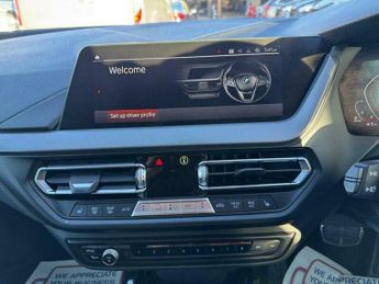 BMW 2 SERIES 2.0 218d M Sport Auto Euro 6 (s/s) 4dr