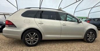 Volkswagen Golf 1.6 TDI SE DSG Euro 5 5dr