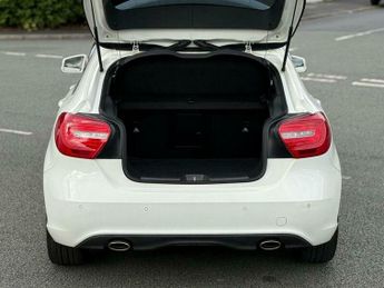 Mercedes-Benz A Class 1.6 A180 Sport Hatchback 5dr Petrol 7G-DCT Euro 6 (s/s) (122 ps)