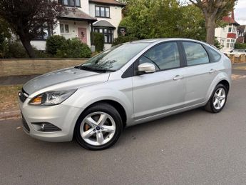 Ford Focus 1.6 ZETEC+HPI CLEAR+NEW MOT N SERVICE