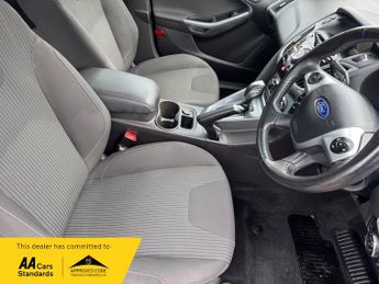 Ford Focus 1.6 Titanium Navigator Powershift Euro 5 5dr