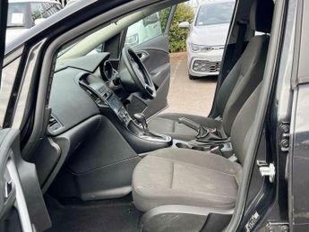 Vauxhall Astra 1.6 16v Exclusiv Auto Euro 5 5dr