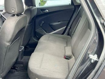 Vauxhall Astra 1.6 16v Exclusiv Auto Euro 5 5dr