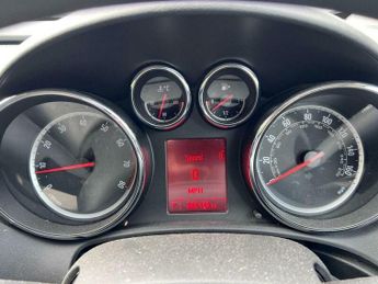 Vauxhall Astra 1.6 16v Exclusiv Auto Euro 5 5dr