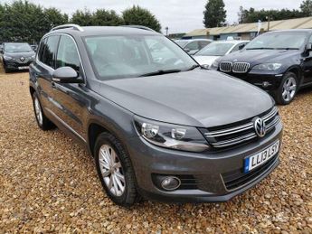 Volkswagen Tiguan 2.0 TDI BlueMotion Tech SE 4WD Euro 5 (s/s) 5dr