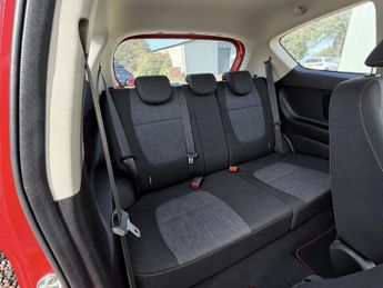Kia Picanto 1