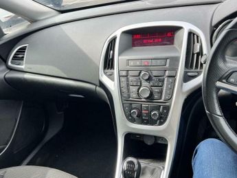 Vauxhall Astra 1.6i SRi Sports Tourer Euro 6 5dr