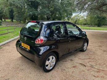 Toyota AYGO 1.0 VVT-i Black Euro 4 3dr (AC)