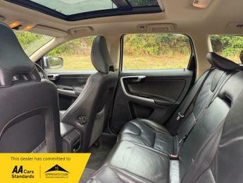 Volvo XC60 3.0 T6 SE Lux Geartronic AWD Euro 4 5dr