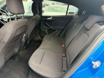 Ford Focus 1.5T EcoBoost ST-Line Auto Euro 6 (s/s) 5dr