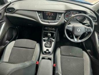 Vauxhall Grandland X 1.2 Turbo Sport Nav Auto Euro 6 (s/s) 5dr