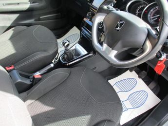 DS DS 3 PURETECH DSTYLE NAV S/S